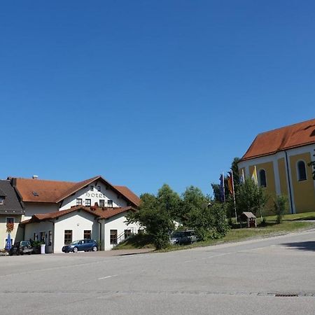 Lindenhof Hetzenbach Hotel Zell Bagian luar foto