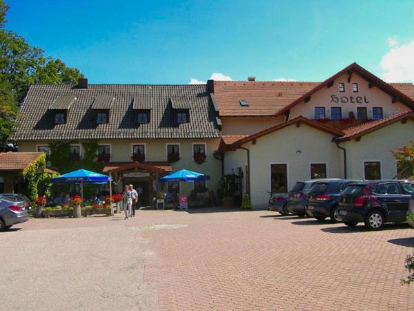 Lindenhof Hetzenbach Hotel Zell Bagian luar foto