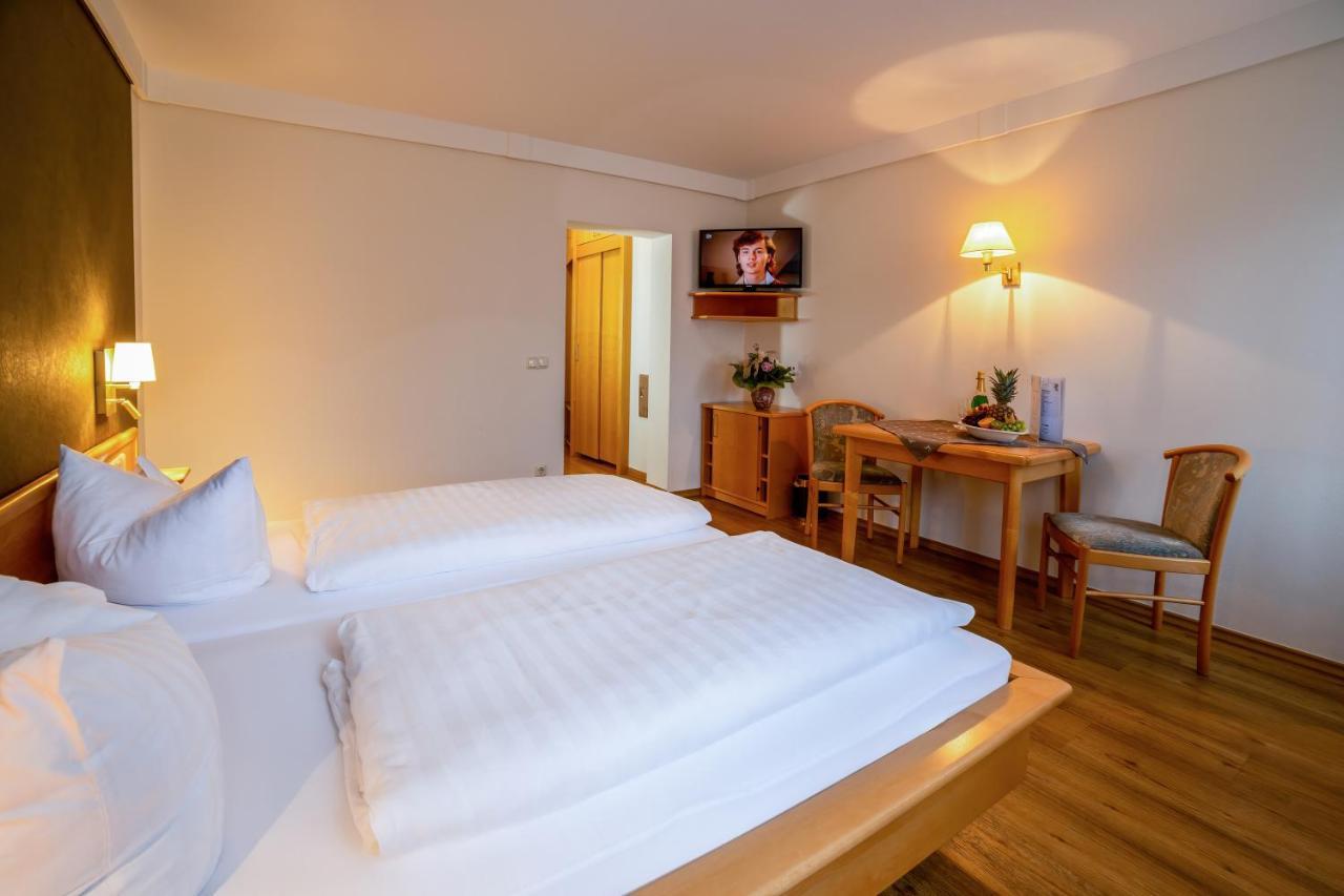 Lindenhof Hetzenbach Hotel Zell Bagian luar foto